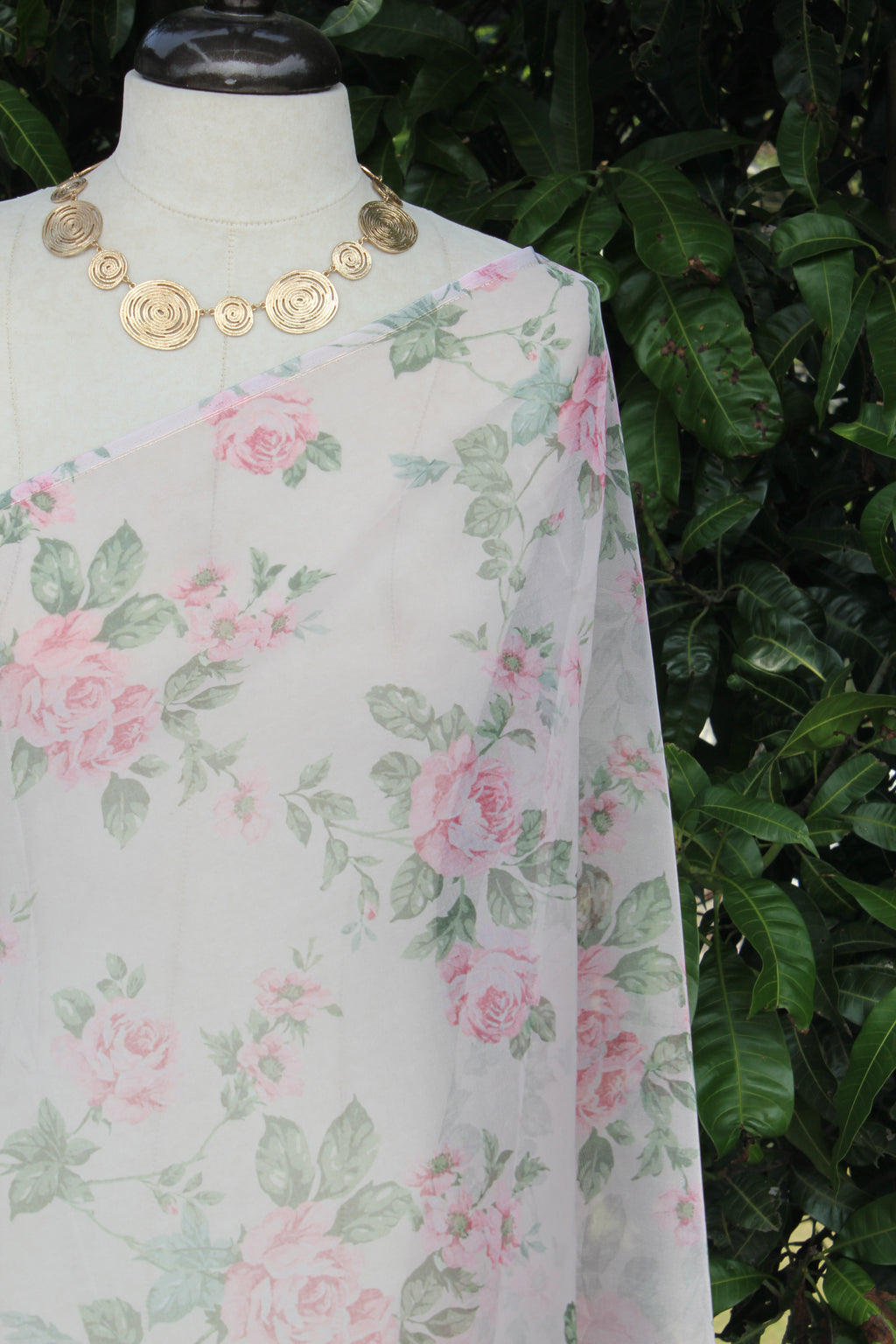 FLORAL ORGANZA -MLP842