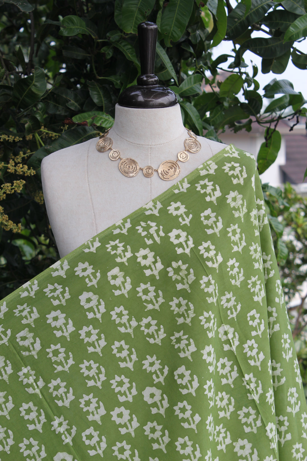 GREEN CUTWORK-MLP10