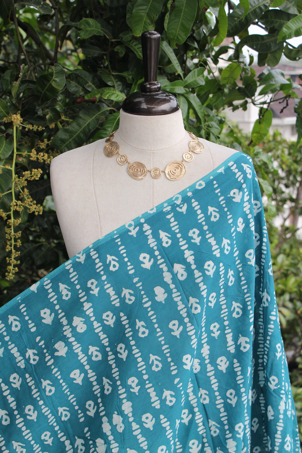 BLUE CUTWORK-MLP14