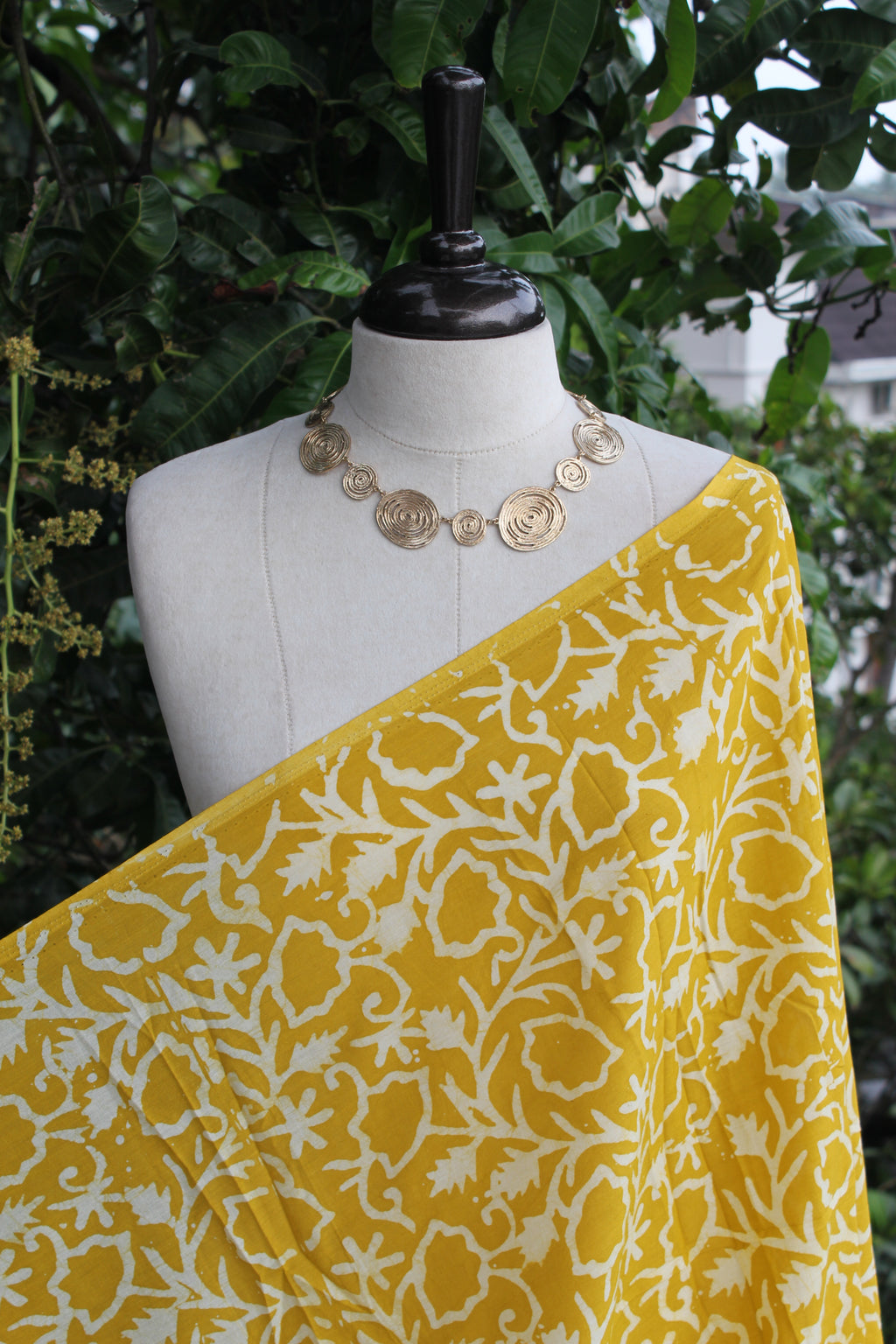 YELLOW CUTWORK-MLP16