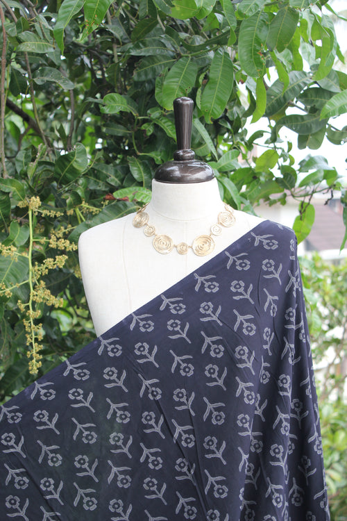 BLACK CUTWORK-MLP4