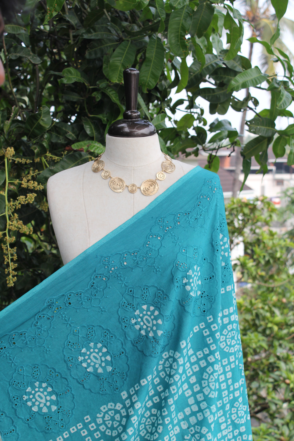 BLUE  CUTWORK-MLP8