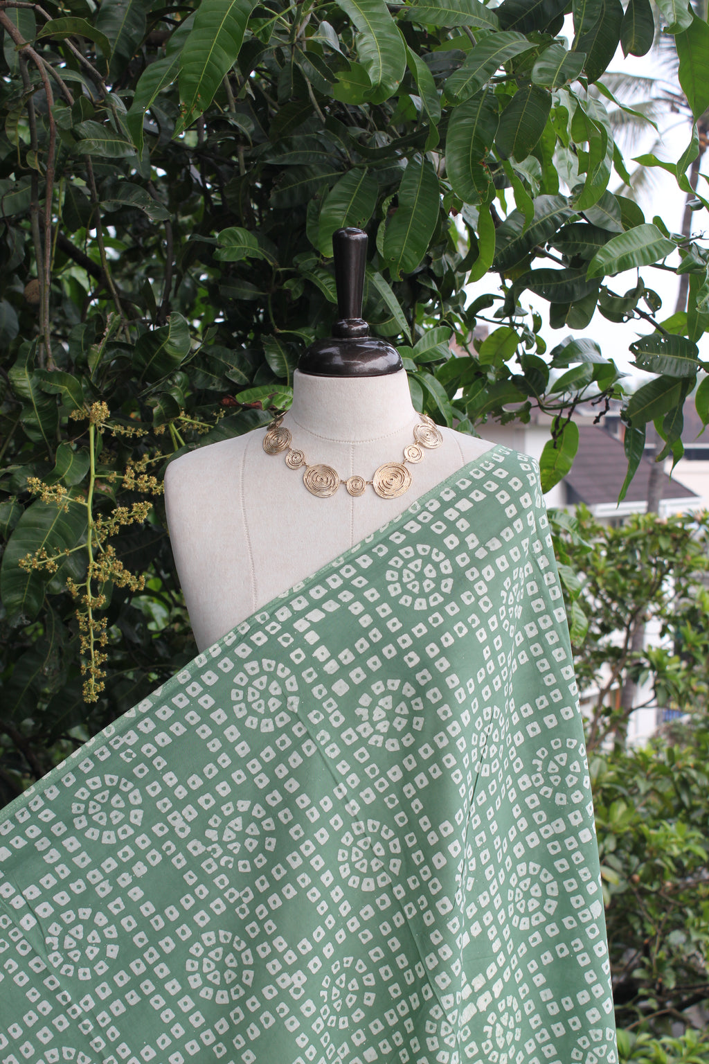GREEN CUTWORK-MLP9
